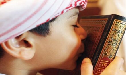 Adab Dengan Al-Quran